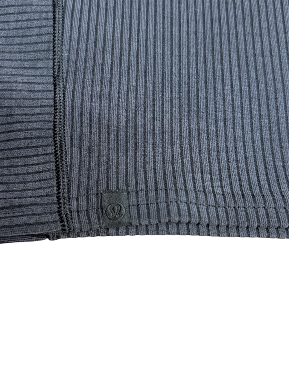 Lululemon Ribbed Cropped Tank – Size 8 - Picture 3 of 7